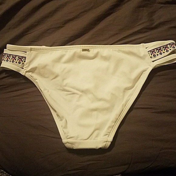 Victoria's Secret Pink Bikini Set - Picture 4 of 5